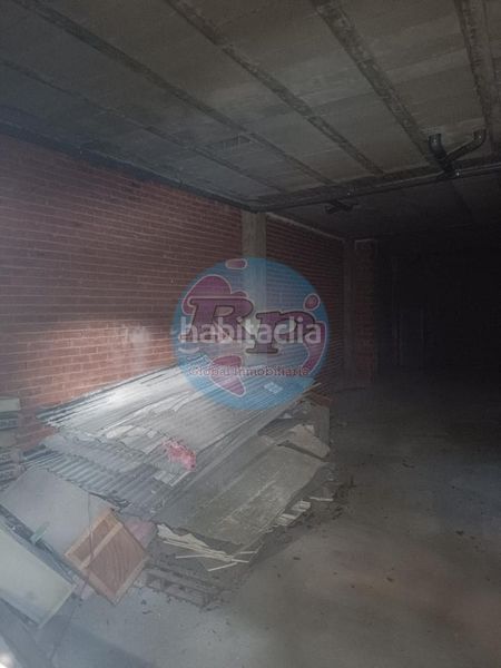 Foto 7cb10463-1fb2-468d-a252-5c3a5c656cdb. Local comercial en Flores de Sil - La Placa Ponferrada