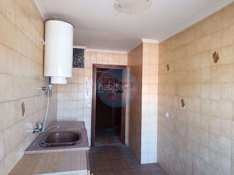 Foto 071e4b91-f33a-46a3-a514-09ec10e0550a. Flat in Robla (La)