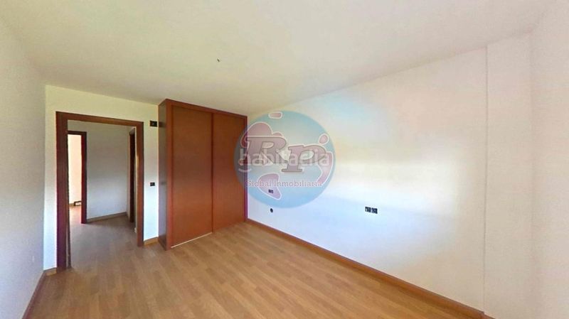 Foto 425c33a5-7a4e-4296-810e-e9a2c32c5325. Casa aparellada amb calefacció aparcament a Congosto