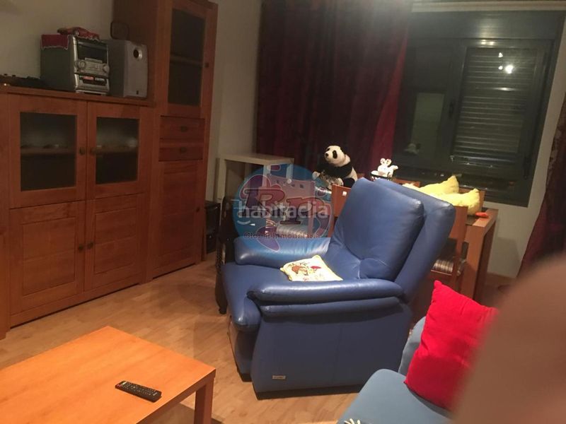 Foto 12ee5749-b752-4724-a60d-93a12d4a08cb. Apartament amb calefacció aparcament a Villaquilambre