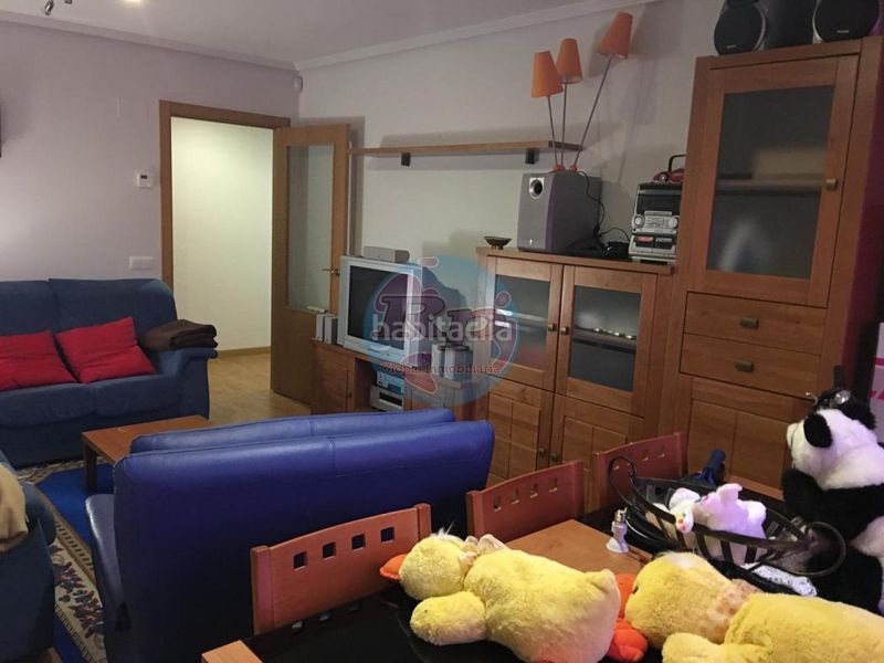 Foto c34df57a-c8e0-48ad-8d7a-5dbae58ca7fd. Apartament amb calefacció aparcament a Villaquilambre