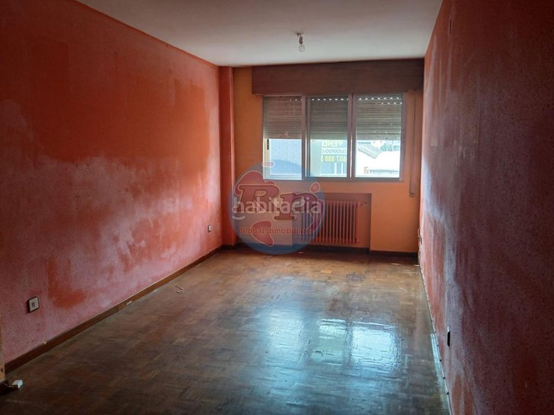 Foto cc6ade5b-a1be-4b39-b9ca-ec7a8c776dba. Pis a Villablino