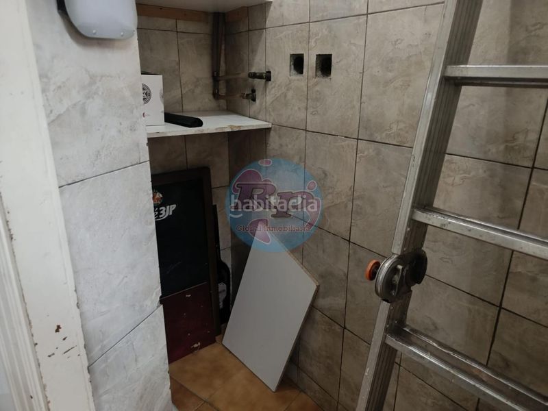 Foto f70630a3-4838-4fdb-ad8c-50eb0c024b2f. Local comercial en Armunia León