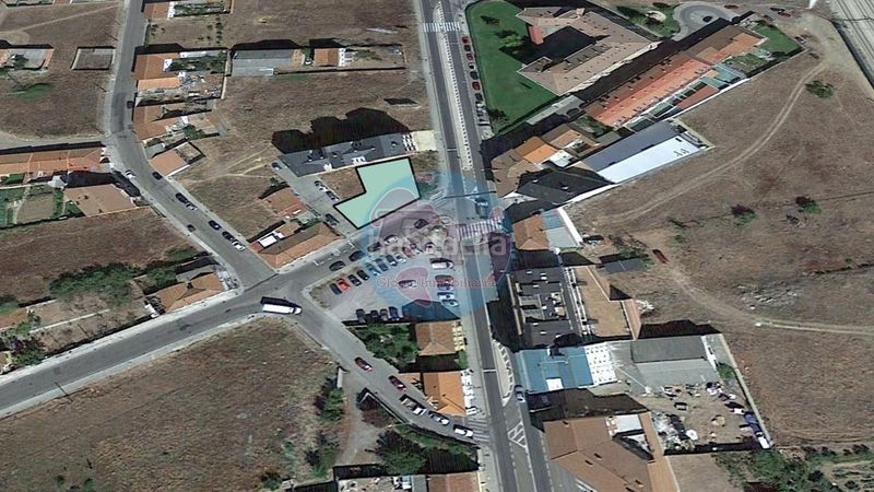 Foto e5765893-d272-40a7-879c-8000e9cd83df. Terreno residenziale in Trobajo del Cerecedo León