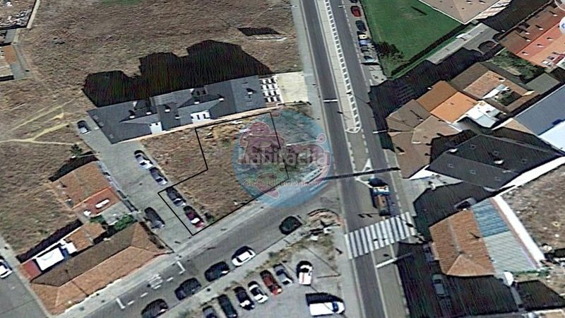 Foto fb6b77ad-41fa-4edd-99ab-9a6dce43429d. Terreno residenziale in Trobajo del Cerecedo León