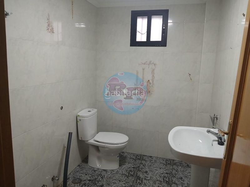 Foto 0d9955ed-8ecd-4297-9274-79f4c103379a. Casa en Carracedelo