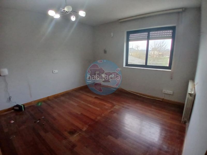 Foto 68da1b41-0a52-4cc9-9221-3131720eb15b. Casa en Carracedelo