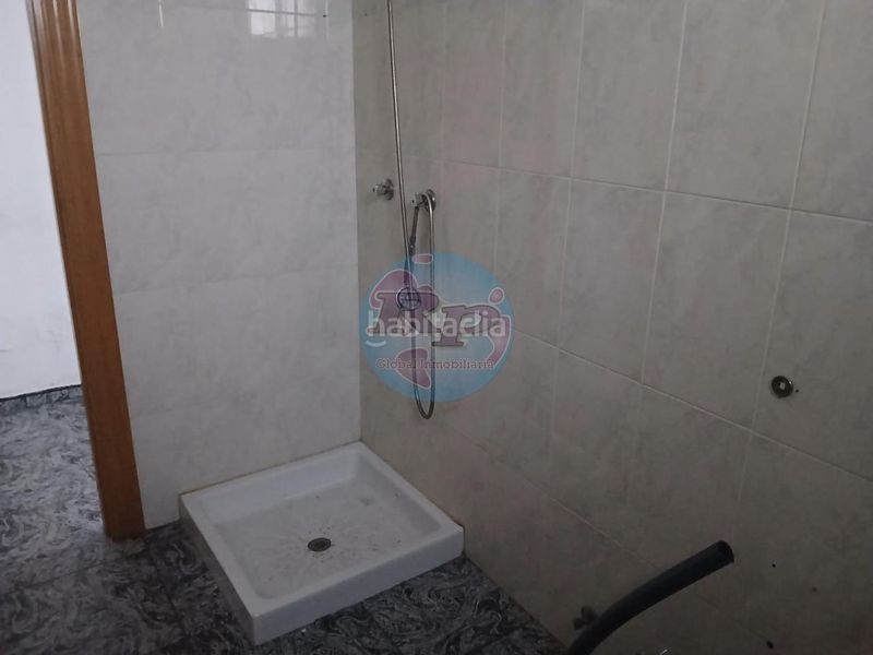 Foto c485f8a2-a97b-49ea-92c7-a3cc42f43070. Casa en Carracedelo