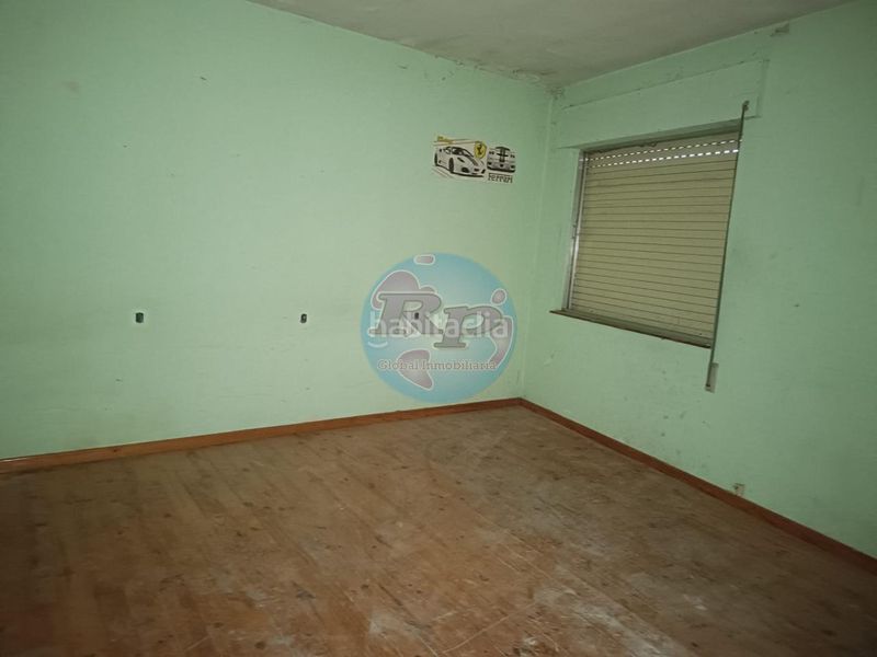 Foto f3db5b1b-ca49-4f01-a02e-80bf27044b5c. Casa amb calefacció aparcament a Bustillo del Páramo