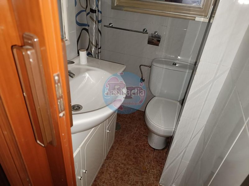 Foto eb5b1ae6-def9-496d-9f54-403c8c5481ab. Casa amb calefacció a Bembibre