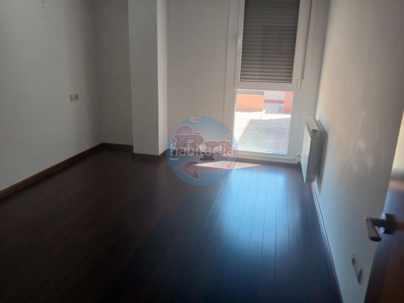 Foto 489bdbd9-3016-4b50-8ce4-5210c62fcdcc. Piso en Centro Ponferrada
