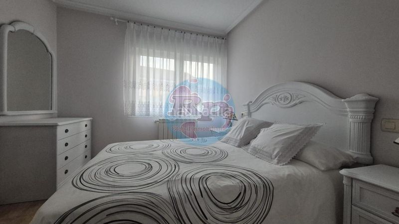 Foto 0c2bd340-5c7d-4577-82df-c4d463176134. Chalet en Soto y Amío