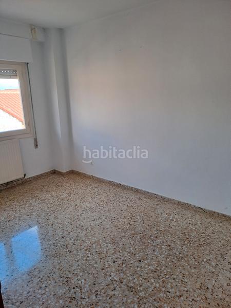 Foto 006a7461-1d26-4fd3-9cca-47f23c48c730. Flat with heating in Cortes