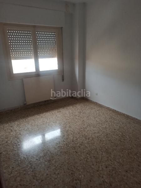 Foto 7e0ebf36-442e-4ec7-8ad8-32d4b213ee88. Flat with heating in Cortes