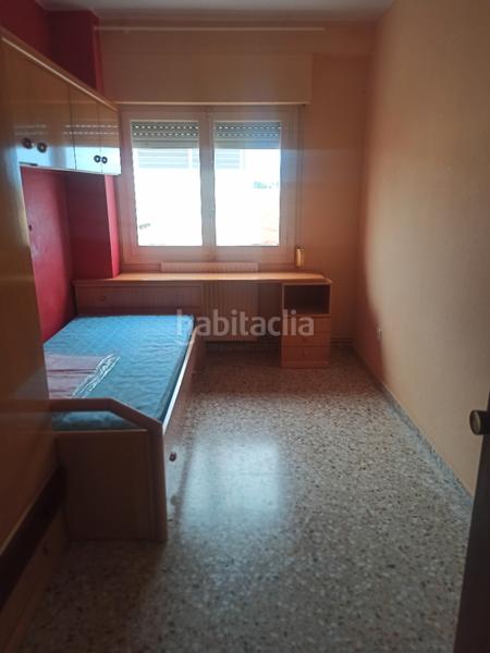 Foto 7f2758f9-432a-4fa0-ae64-e68fa22e6b17. Flat with heating in Cortes