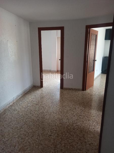 Foto 9ec58fcf-d44c-445a-945d-1067cb072ef4. Flat with heating in Cortes