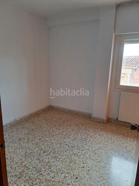 Foto 9f870ce3-46e5-4eaa-b150-1cc199927c2b. Flat with heating in Cortes