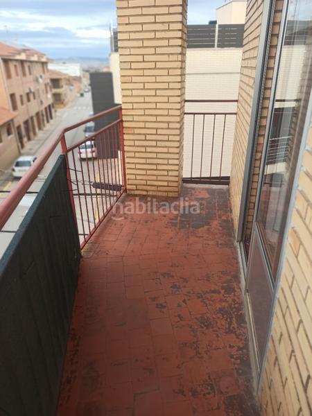 Foto ff5c67ec-b720-4d6f-a559-2833a087fd70. Flat with heating in Cortes