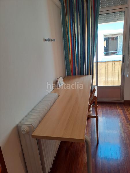 Foto 8bec3979-952e-4f61-89e1-c75399387fcd. Piso en calle de inocencio sardaña 1 junto cuellar en Zaragoza