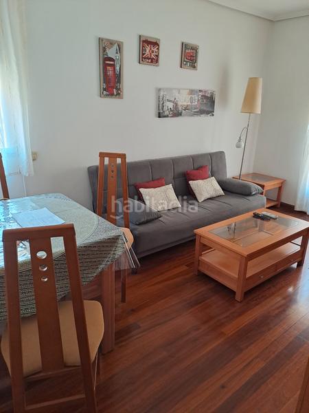 Foto d7bd7cf7-1ec2-4de6-ae72-bf612723b587. Piso en calle de inocencio sardaña 1 junto cuellar en Zaragoza