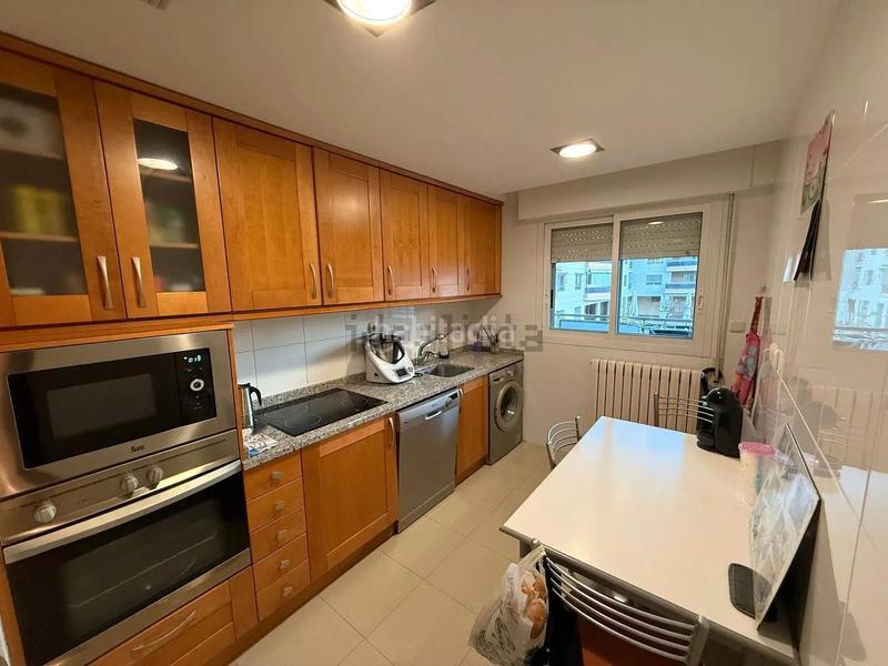 Foto 32da1f00-159f-432d-9e18-1ab2374816f8. Appartamento in plaza de los lagos azules 8 in Miralbueno Zaragoza