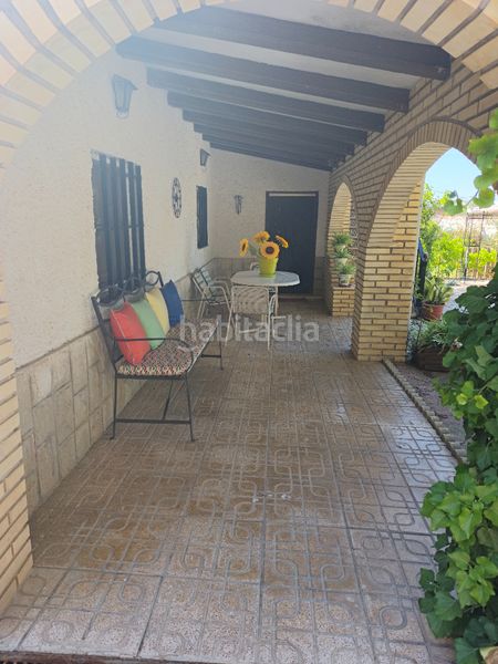 Foto 61ef860d-8788-49b3-8ae6-29c896e36ba3. Xalet amb piscina a Cadrete