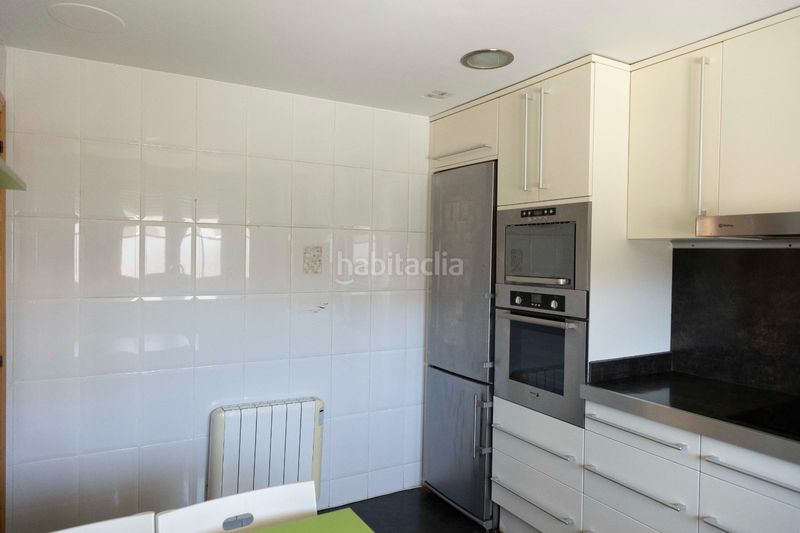 Foto a1f71f0e-a7ab-4fd2-9ebb-31ad3c6908ca. Casa a schiera in calle de florencio perera larrosa 7 in Zaragoza