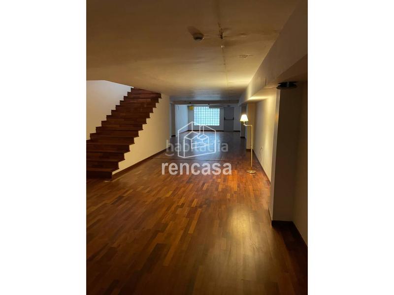 Foto cf02016c-4b45-4824-81e6-3baec463379a. Lloguer local comercial a Centre Històric Lleida