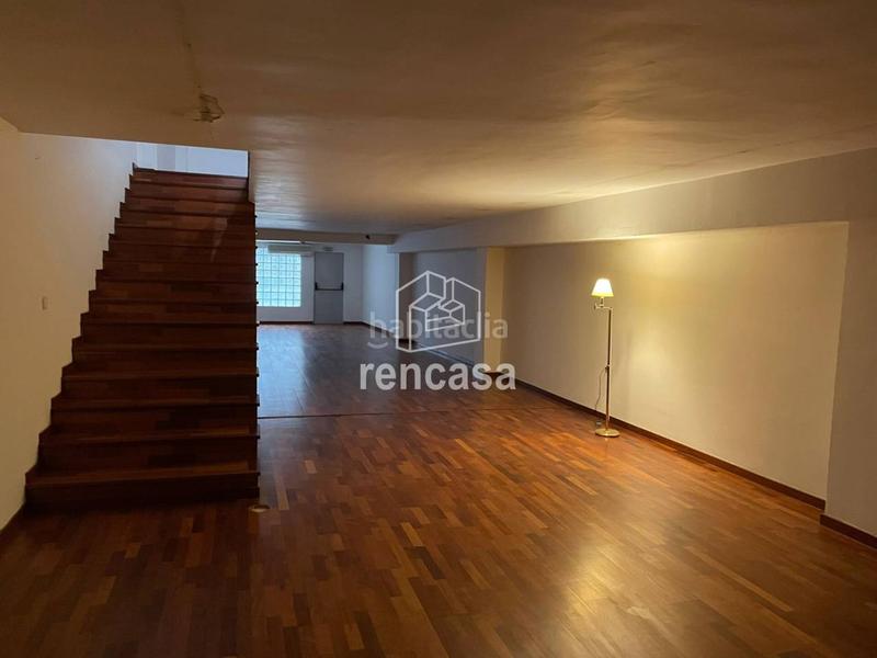 Foto d86c6c2a-6573-45eb-b187-20f6aa690ff4. Lloguer local comercial a Centre Històric Lleida