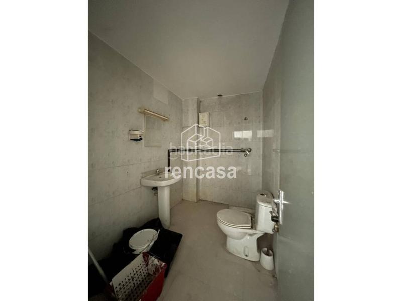 Foto 9fcef46d-acff-4b46-804c-5c04599e8198. Alquiler local comercial avda valencia en Cappont Lleida