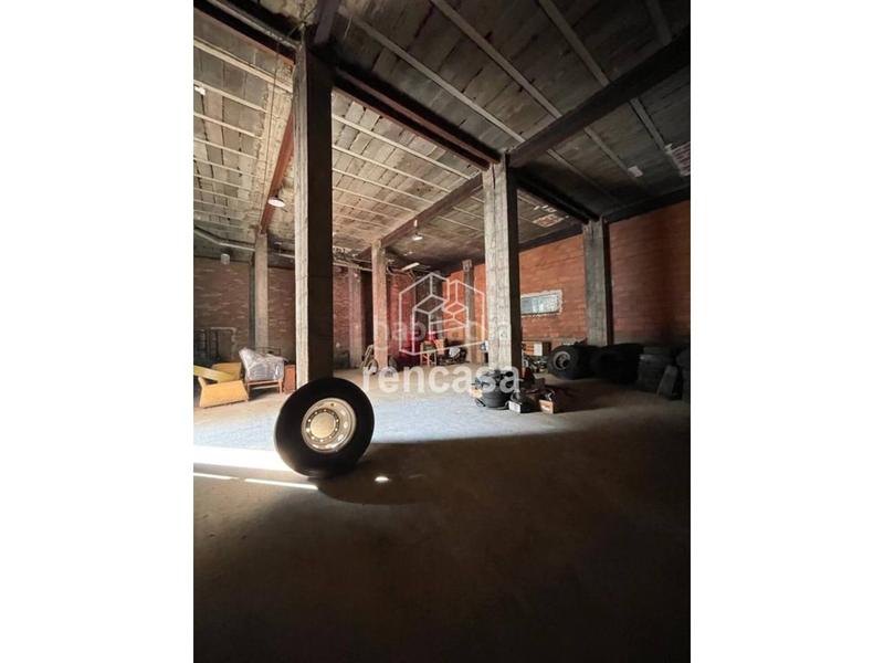 Foto bed8b2d9-afa0-4ac0-814d-73878dff611c. Rent business premise in Cappont Lleida