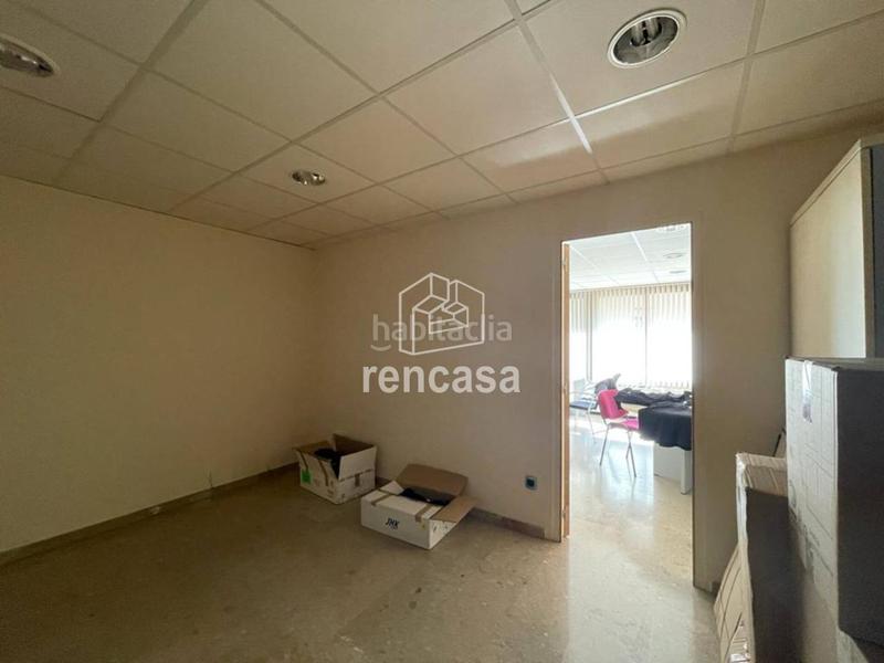 Foto 9c72e7c2-8d05-4352-a062-943f616486e9. Alquiler oficina prat de la riba en Príncep de Viana-Clot-Xalets Humbert Torres Lleida