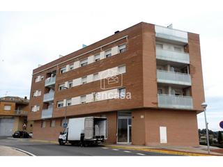 Aparcament cotxe  Catalunya. Plaza parking en torrefarrera