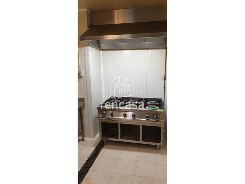 Foto 9d945c39-dbd8-4861-b9ee-9eb99288fd94. Location local commercial dans Pardinyes Lleida