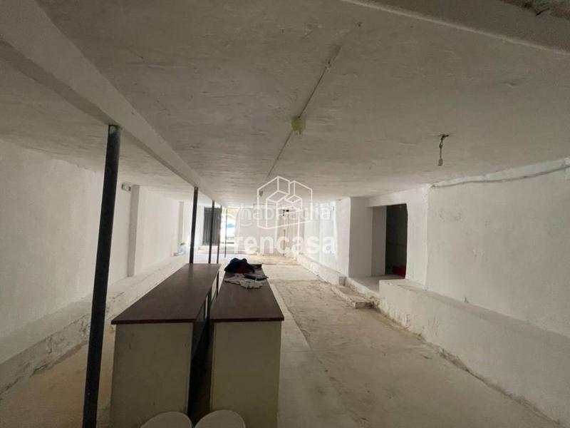 Foto 9bb32894-4fe4-4770-bfe5-a5dbd618cc5e. Local comercial a Cappont Lleida