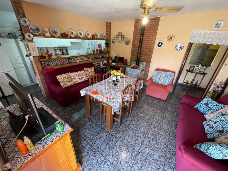Foto aef97327-9074-4c63-bb2a-8a8659c25769. Xalet amb aparcament piscina a Torres de Segre