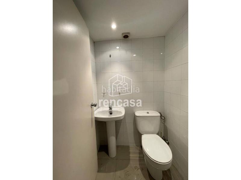 Foto 118815a9-3e03-4b92-8917-a78bf213fcc4. Local comercial  en Cappont Lleida