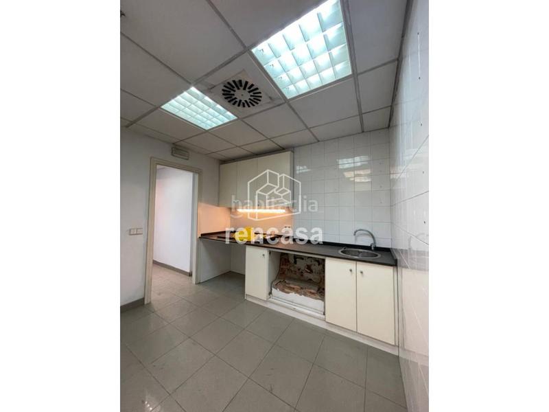 Foto 820b82c2-5fb6-40a5-a3f6-5e3c71c5f5ec. Local comercial  en Cappont Lleida