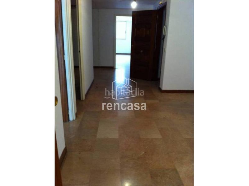 Foto b7a5f24b-e2af-4160-a15f-491e25f192ff. Location bureau dans Instituts-Universitat Lleida