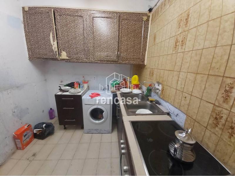 Foto 0531b273-09e3-4cd1-8acf-973d1980a6e3. Piso para inversión piso y local en Mariola Lleida