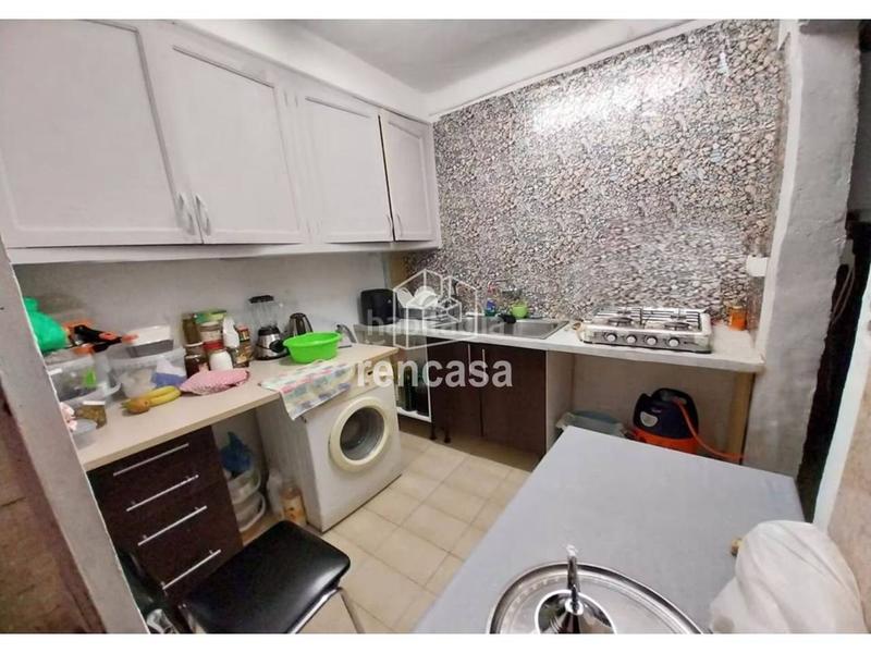 Foto 24f79c0a-c8fa-4d4c-ab36-e123492a3777. Piso para inversión piso y local en Mariola Lleida
