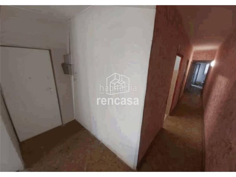 Foto 423ac94d-c0bc-49e5-8c75-3d64f39511c9. Piso para inversión piso y local en Mariola Lleida