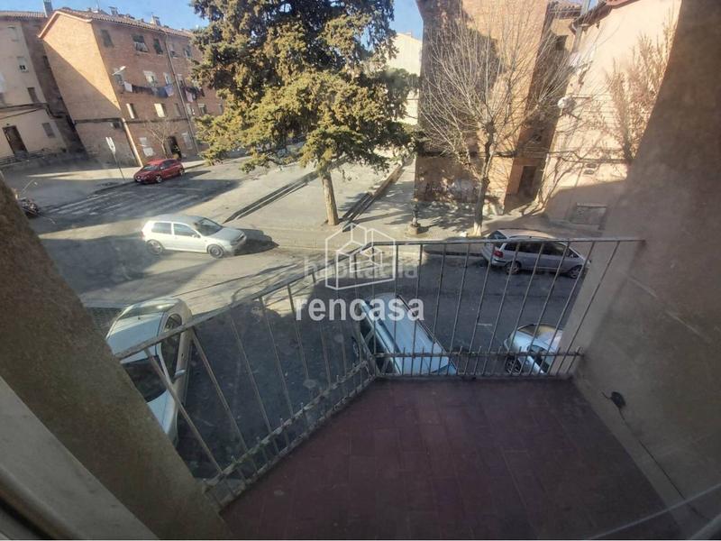 Foto d6994f46-a4cb-4192-a039-a4d34e401940. Piso para inversión piso y local en Mariola Lleida