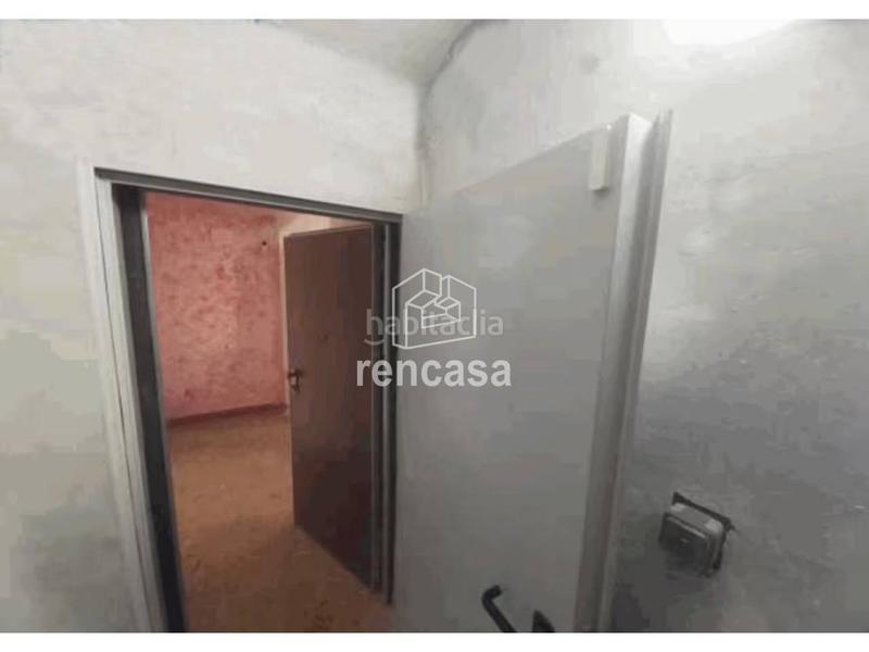 Foto f6905e35-99cb-4810-a35d-c32e31ea9179. Piso para inversión piso y local en Mariola Lleida