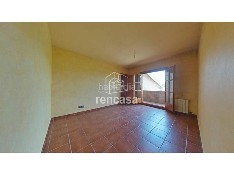 Foto 42d58421-f671-49de-b8a1-a4ab03a3426b. Casa con parcheggio in Partides Rurals Lleida