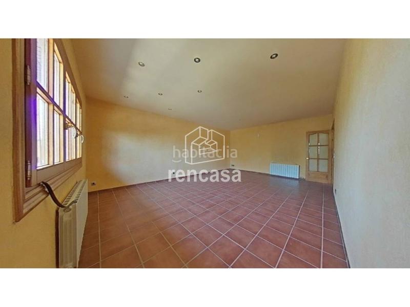 Foto af1095fb-6feb-432d-9404-0ce1ec894341. Casa con parcheggio in Partides Rurals Lleida