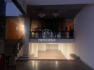 Lloguer Local Comercial  Anselm clavé. Zona renfeeje comercial