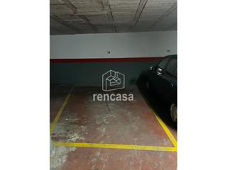 Parking coche  Santa cecília. Plaza de parking en venta