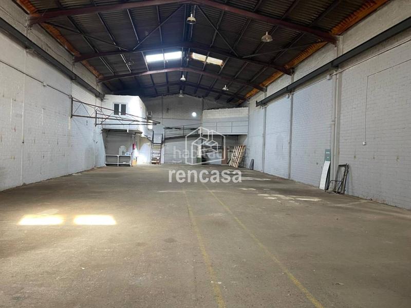 Foto aa0d2c82-6979-400e-9ec9-2508e96c1604. Bâtiment à usage industriel dans Alcoletge