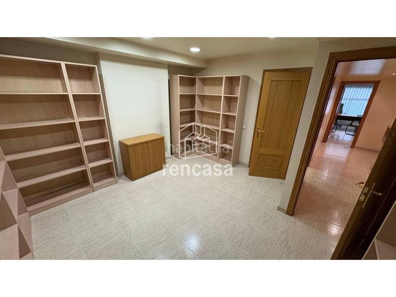 Foto 72552d3d-b3ae-4227-ad9a-85cdb3426fdf. Oficina amb calefacció aparcament a Príncep de Viana-Clot-Xalets Humbert Torres Lleida